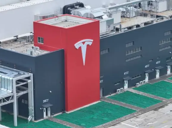 Tesla Energy Warehouse Inventory Analytics dashboard